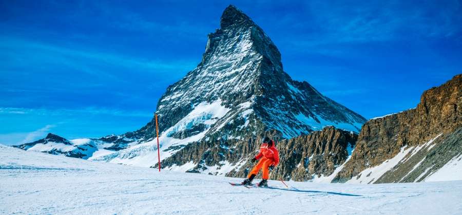 Lyžování v Alpách: 10 vyhlášených středisek, která budete chtít navštívit i vy