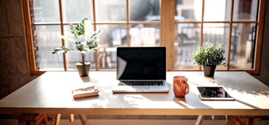 Práce z domova: 15 tipů, jak si zpříjemnit home office