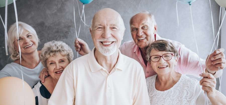 Důchody 2022: Penzisté dostanou přidáno hned dvakrát!