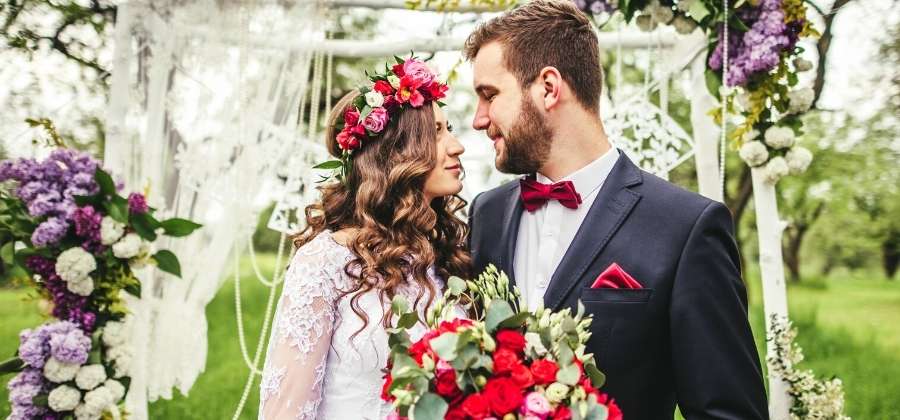 Levná svatba: 6 způsobů, jak uspořádat levnou a přesto úžasnou veselku