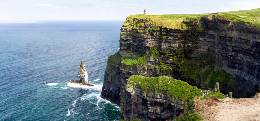 Irsko: země zelených luk, piva a leprikónů. Jak si užít ostrov jako místní obyvatelé?