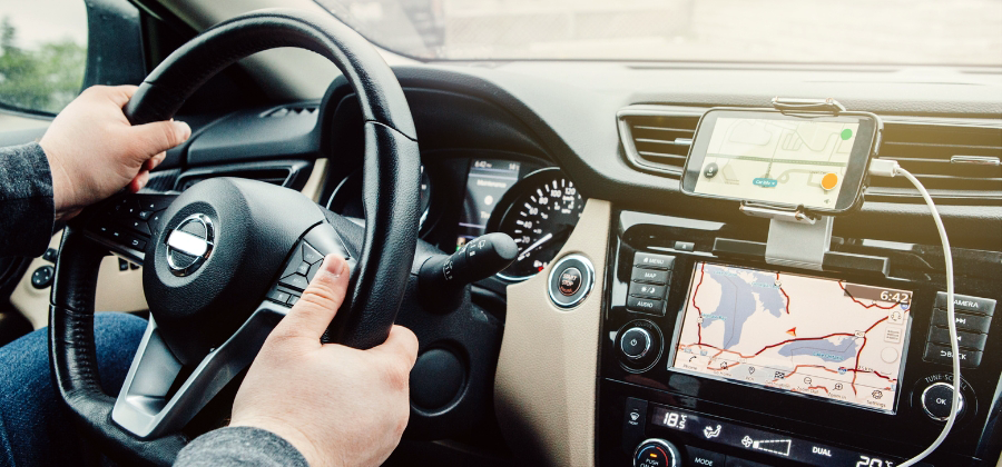 Nejlepší navigace do auta pro každou situaci: Tipy, jak se neztratit na cestách
